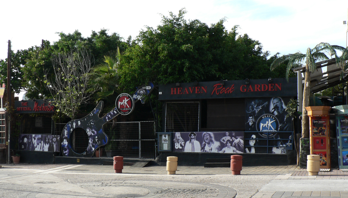 Бар Heaven Rock Garden в Айя-Напе