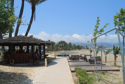 Муниципальный пляж города Полис Хрисоху