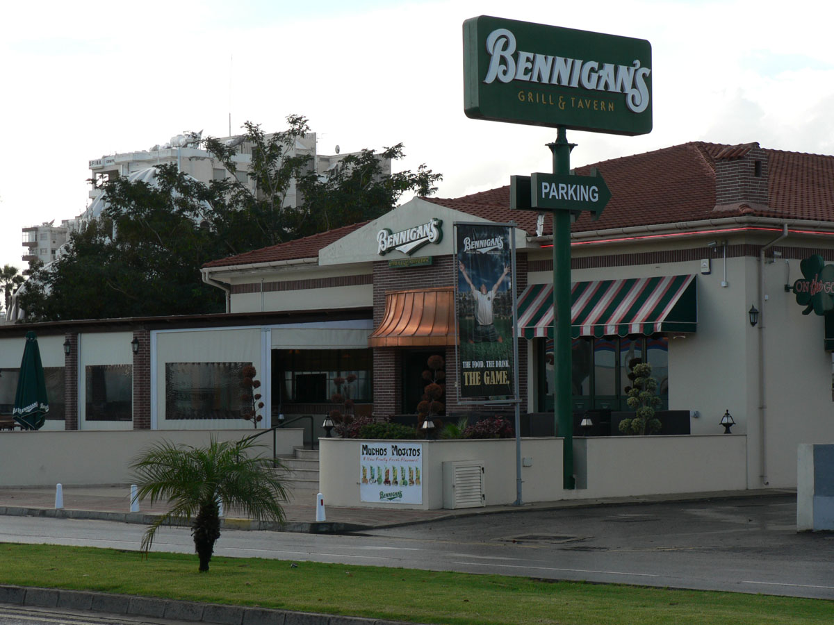 Американский ресторан Bennigan's в Лимассоле
