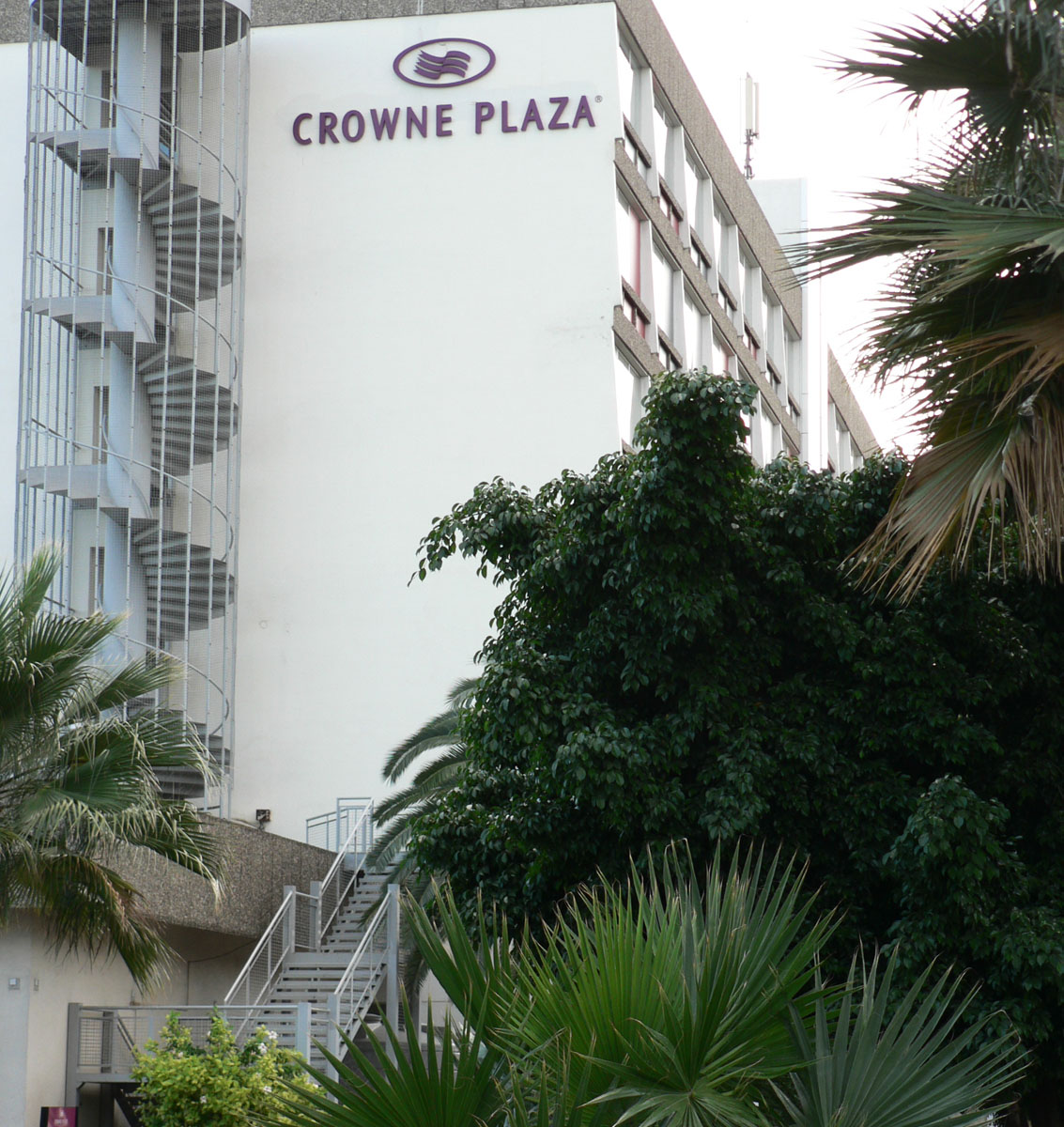 Отель Crowne Plaza Limassol 