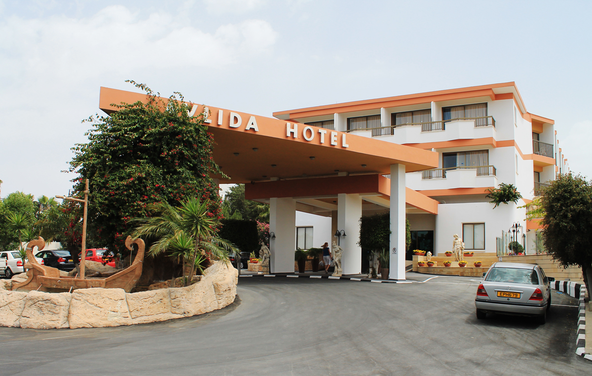 Отель Avlida в Пафосе
