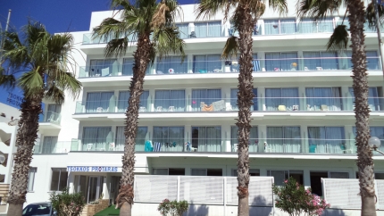 Отель Tsokkos Protaras Beach