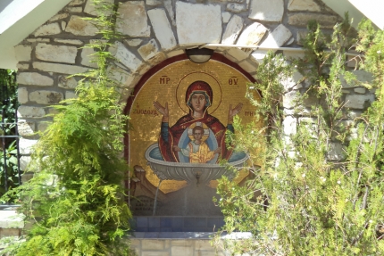 Святой источник в монастыре Святого Минаса на Кипре
