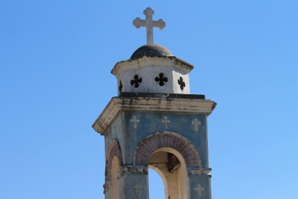 Заброшенная церковь Святого Николая в деревне Аласса