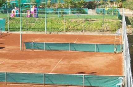 Теннисная академия Иоаннидис в Лимассоле