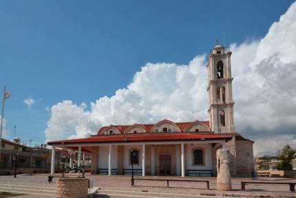 Церковь Апостола Луки в деревне Колосси
