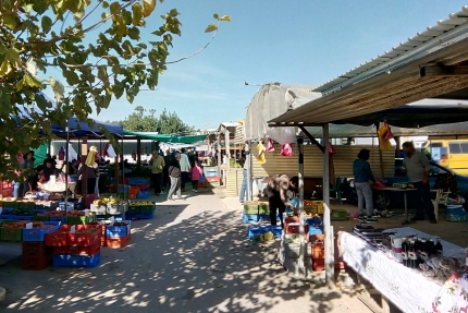 Воскресный фермерский рынок в районе Като Полемидия в Лимассоле