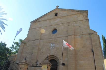 Католическая церковь Святого Креста в Никосии