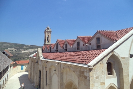 Монастырь Честного Креста в деревне Омодос