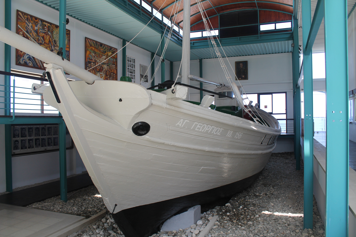 Корабль "Святой Георгий" в музее в Хлоракасе