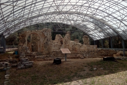 Древний грузинский монастырь на Кипре