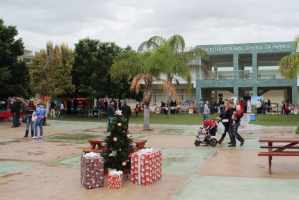 Рождественская ярмарка в Международной школе Пафоса