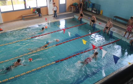 Праздник плавания 2014 в Международной школе Пафоса