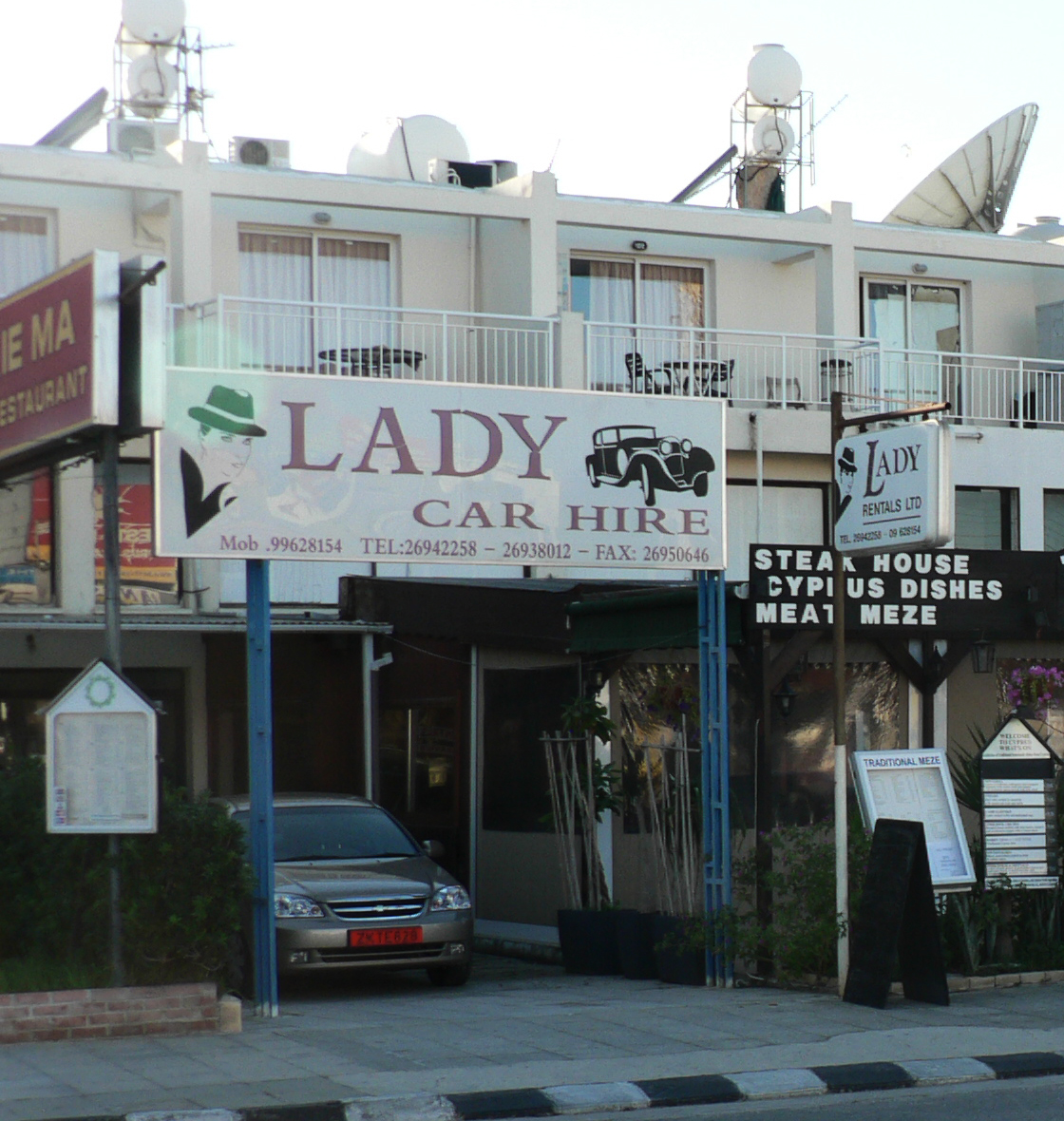Компания по прокату автомобилей Lady Car Rentals Ltd в Като Пафосе 