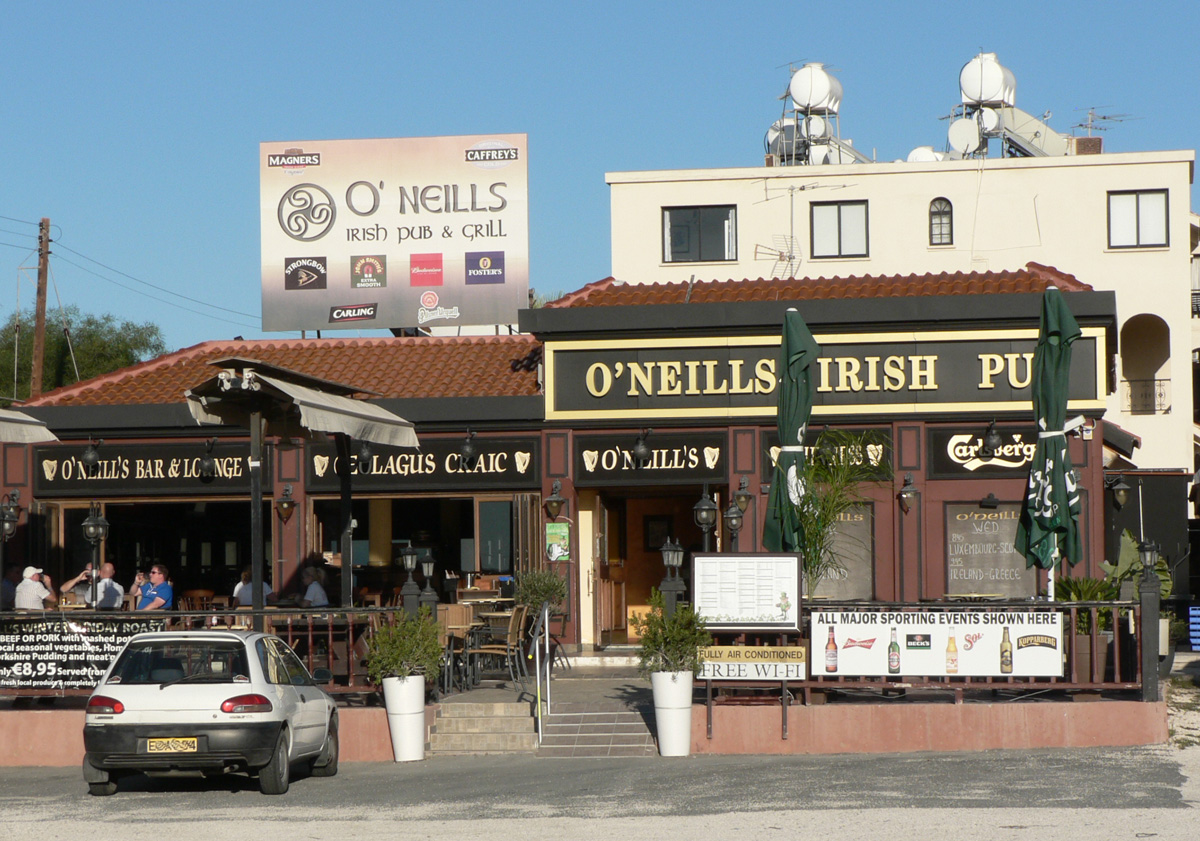 Ирландский паб O'Neills в Като Пафосе