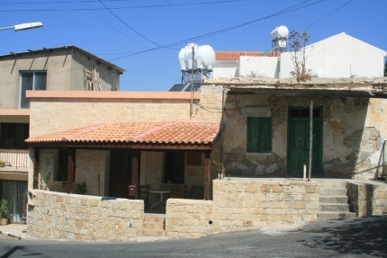 Деревня Месоги на Кипре