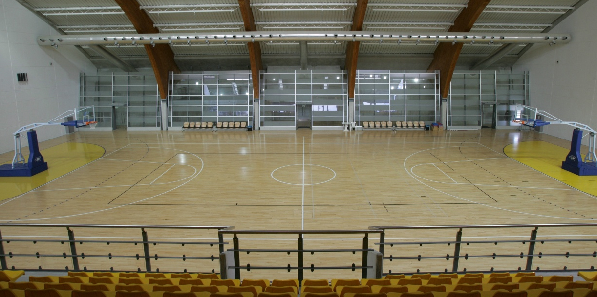 Спортивный центр "Главкос Клиридис" на Кипре. Универсальный спортивный зал