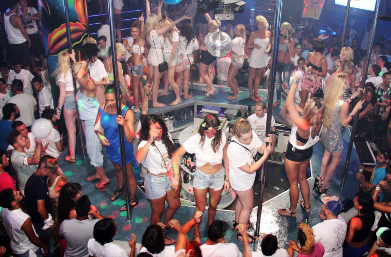 Ночной клуб Starsky's в Айя-Напе на Кипре