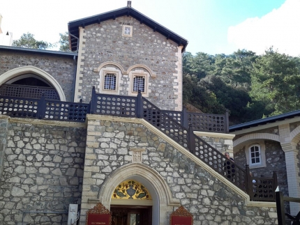 Монастырь Киккос на Кипре