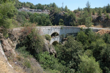 Мост в деревне Тримиклини