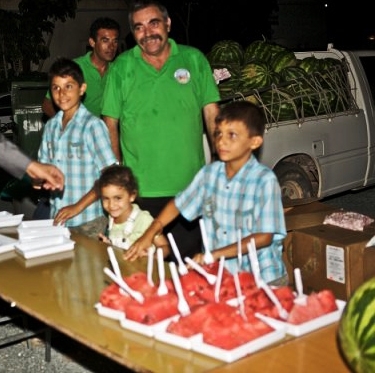 Кипрский фестиваль арбузов в деревне Френарос