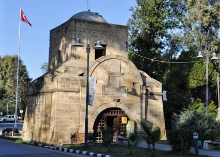 Ворота Кирении в турецкой части Никосии 