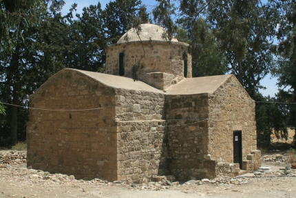 Церковь Святого Феодосия рядом с деревней Ахелия на Кипре