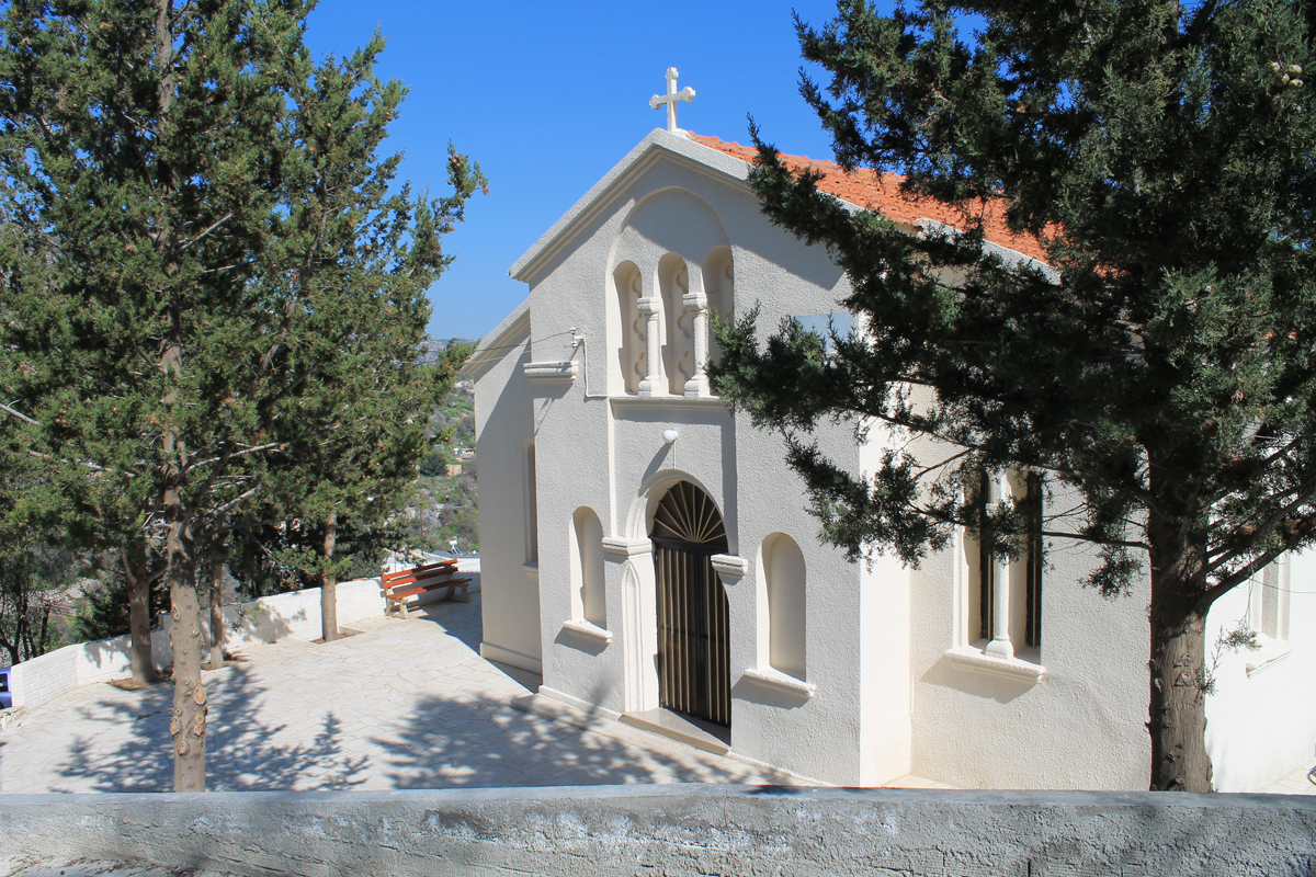 Новая церковь Святого Иллариона в Эпископи