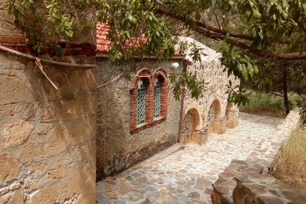 Монастырь Панагии Хрисопатеритиссы на Кипре
