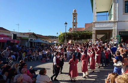 Фестиваль палузес в деревне Арсос