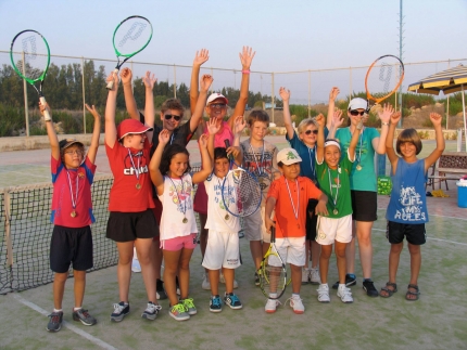 Летняя теннисная школа при Теннисной академии Саши Апплетон