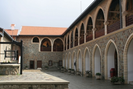 Монастырь в Киккосе
